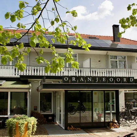 Oranjeoord Hotel 3*