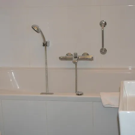 Hotel Oranjeoord 3*