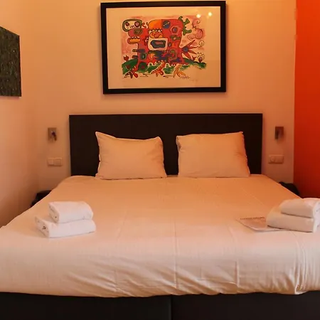 Hotel Oranjeoord 3*