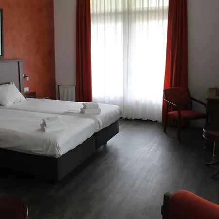 Oranjeoord Hotel 3*