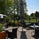 Otel Oranjeoord