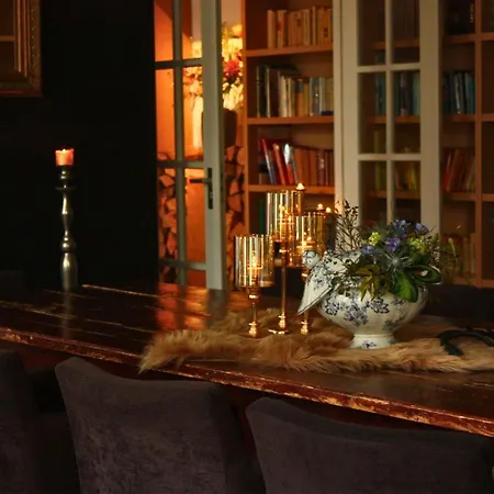 Oranjeoord فندق 3*